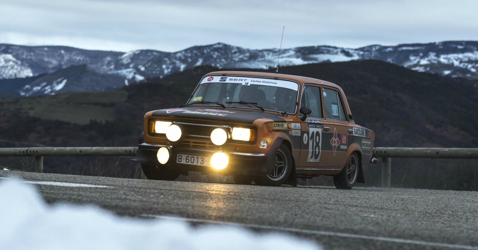 SEAT lleva sus tres coches a la meta del Rallye Monte-Carlo Histórico