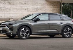 Citroën C5 X PHEV 180: motores, equipamiento y precios