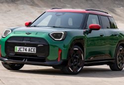 MINI Aceman JCW: motores, equipamiento y precios