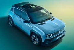 Renault 4 E-Tech Plein Sud: equipamiento y precios