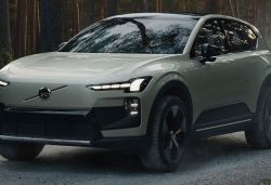 Volvo EX60 Cross Country: equipamiento y precios