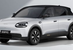 EBRO eléctrico: motores, equipamiento y precios