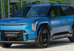 KIA EV9 2027: motores, equipamiento y precios