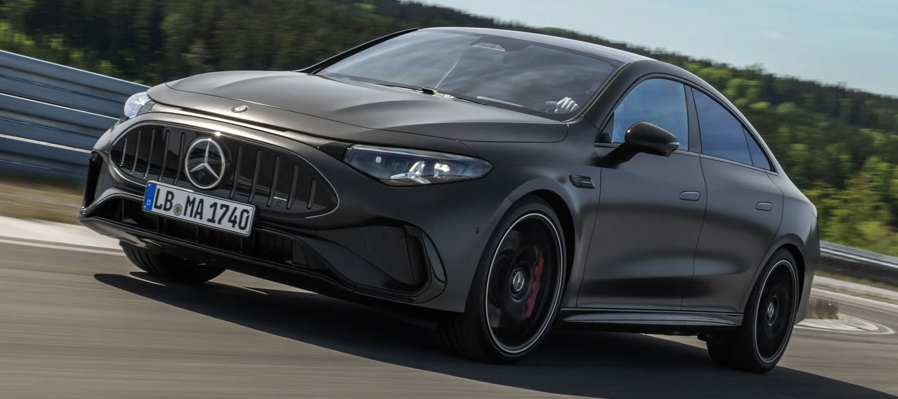 Mercedes-AMG CLA 45 4MATIC+ 2027: equipamiento y precios